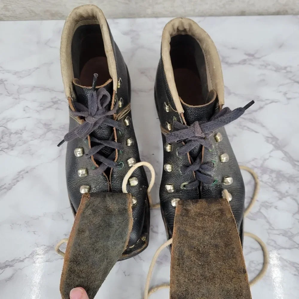 Vintage Black Leather Cross Country Ski Boots Double Tongue Double Laces